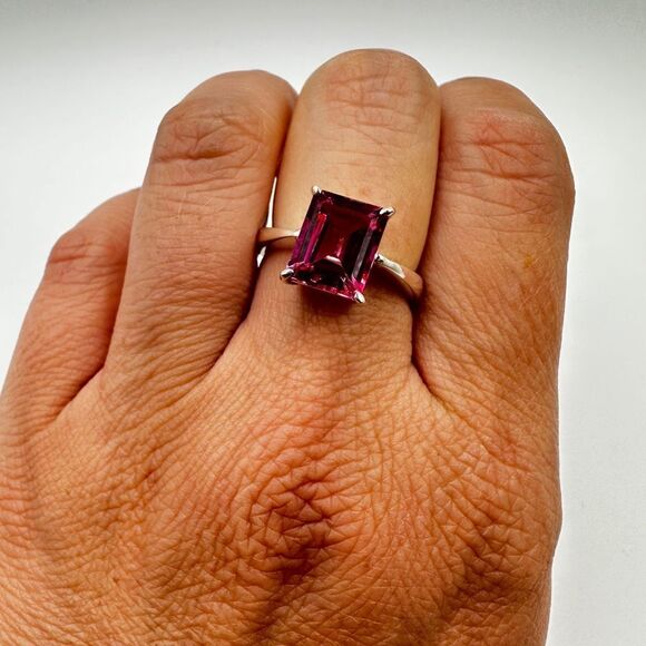 NWOT 8x10mm emerald cut Pink CZ stone, solitaire ring in solid sterling silver! - Picture 7 of 10